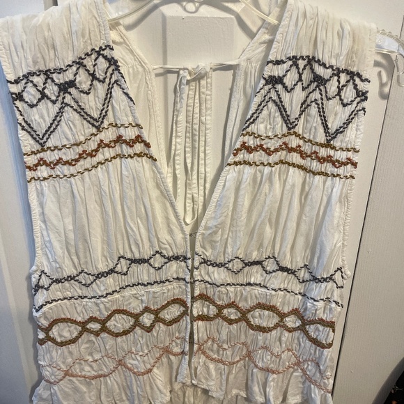 Free People White Embroidered Crop Top - Picture 1 of 2